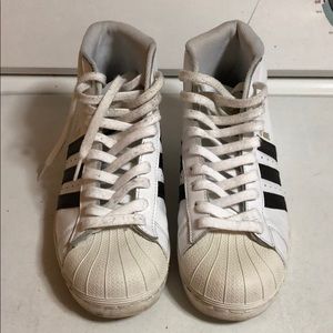 Men sneakers size 8